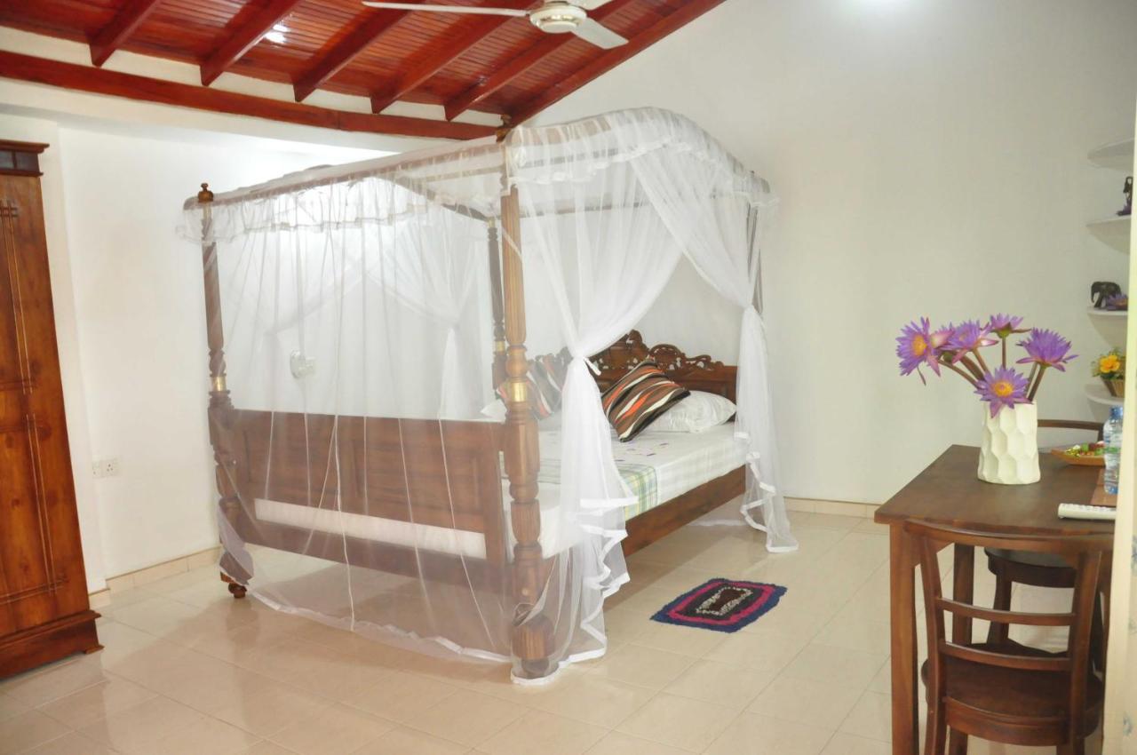 Crescent Resort กอลล์ ภายนอก รูปภาพ