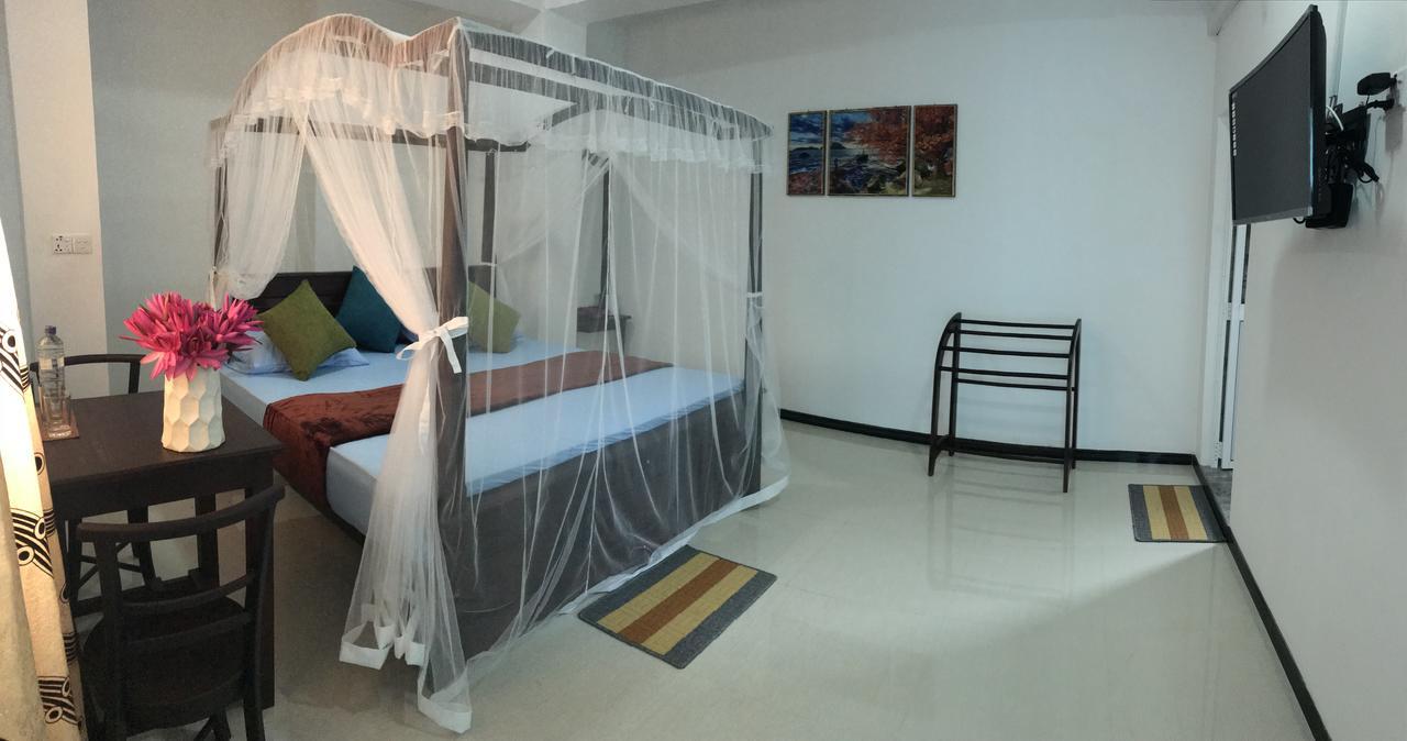 Crescent Resort กอลล์ ภายนอก รูปภาพ