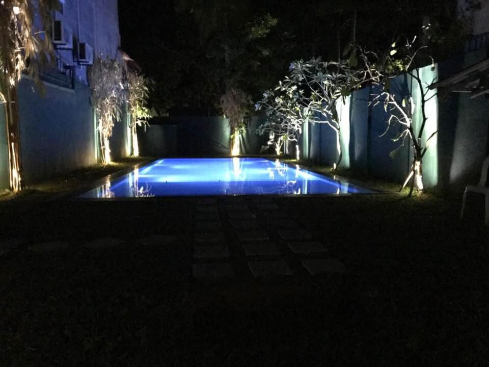 Crescent Resort กอลล์ ภายนอก รูปภาพ